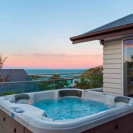 Sea View Paradise With Hot Tub
